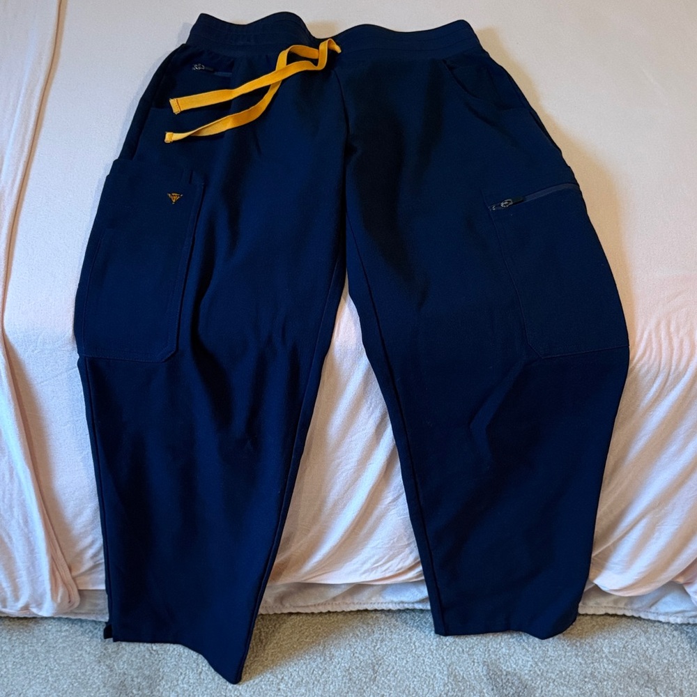 Poppy scrubs bodie pant